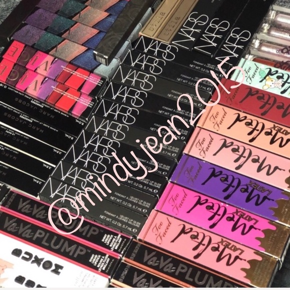 MYSTERY BEAUTY BOX - Picture 15 of 15